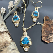 Load image into Gallery viewer, PET 766 YG P - Blue Topaz