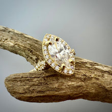 Load image into Gallery viewer, 14K &amp; Diamond