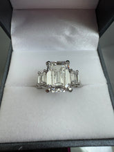 Load image into Gallery viewer, 14K &amp; Diamond