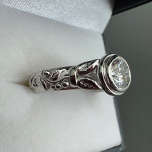 Load image into Gallery viewer, 14K &amp; Diamond